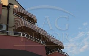 Za dobijanje kvalitetnog hlada tende sprečavaju ulazak topline u vaš prostor. Izrađuju se od duplo inpregniranog platna, Italijanske firme Para.