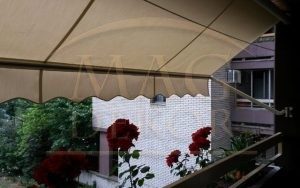 Za dobijanje kvalitetnog hlada tende sprečavaju ulazak topline u vaš prostor. Izrađuju se od duplo inpregniranog platna, Italijanske firme Para.