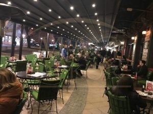 Pergola Vam omogućava da maksimalno uživate u sezoni u kojoj se nalazite, odličan je zaštitnik u svim vremenskim prilikama i veoma je otporna na sve atmosferske promene. U jednom proizvodu dobijate zaštitu od kiše i snega a pri tome uvek možete otvoriti PERGOLU i uživati pod otvorenim nebom.